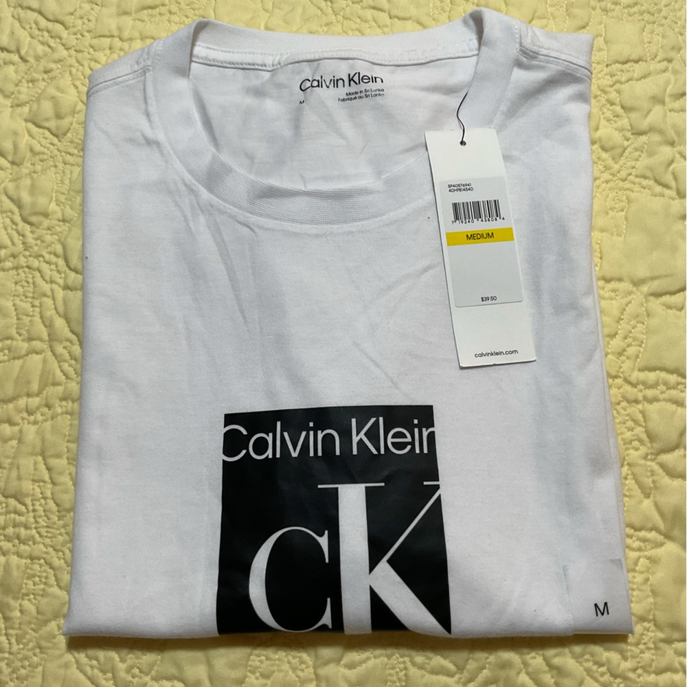 CALVIN KLEIN MEN’S TOP